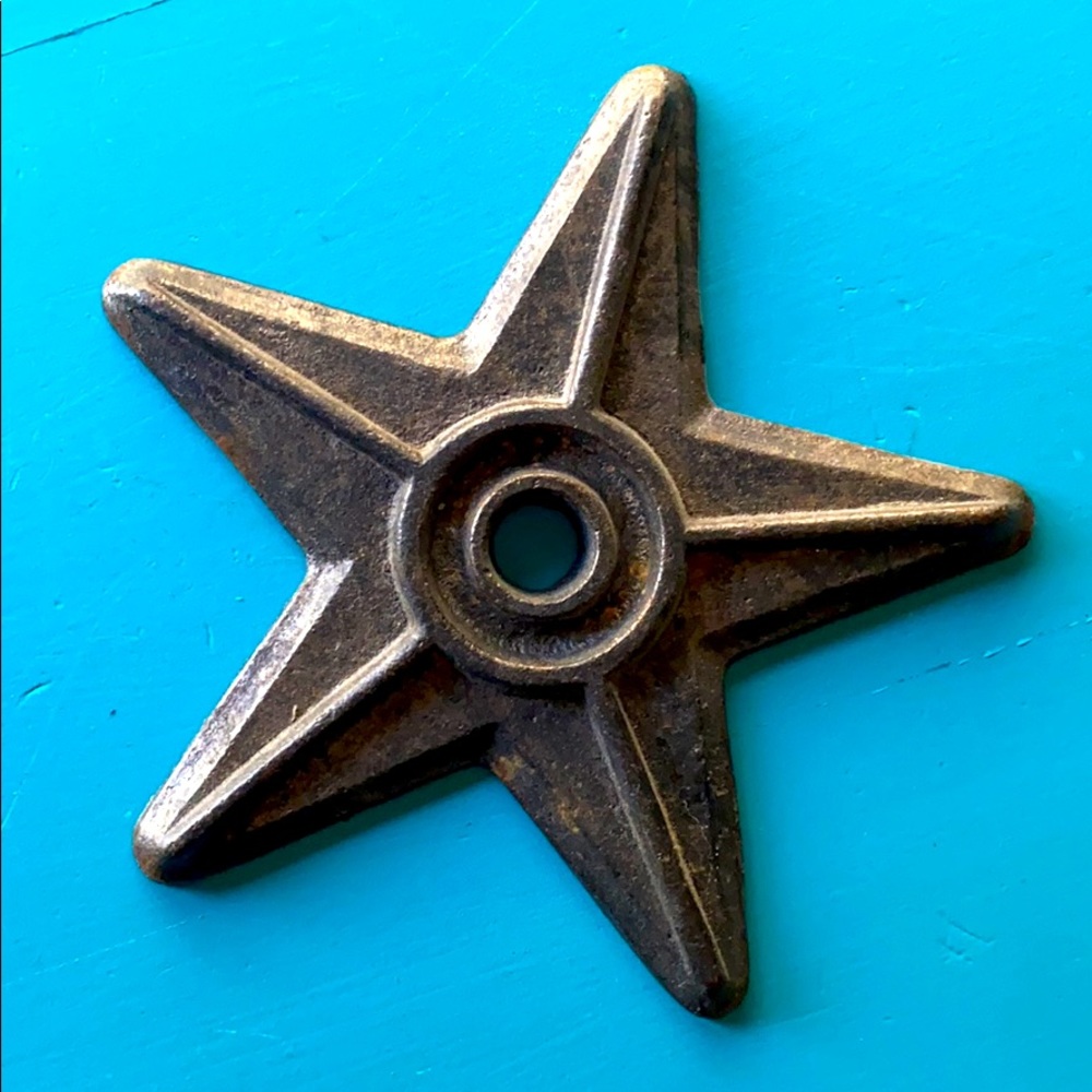 Heavy metal star decor